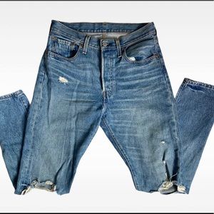 🦋 vintage distressed 501 Levi’s 🦋